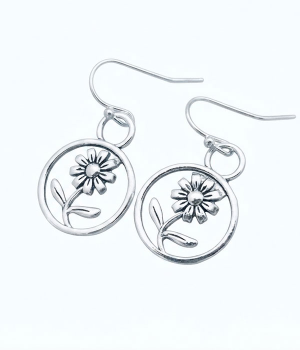 Metal flower earring