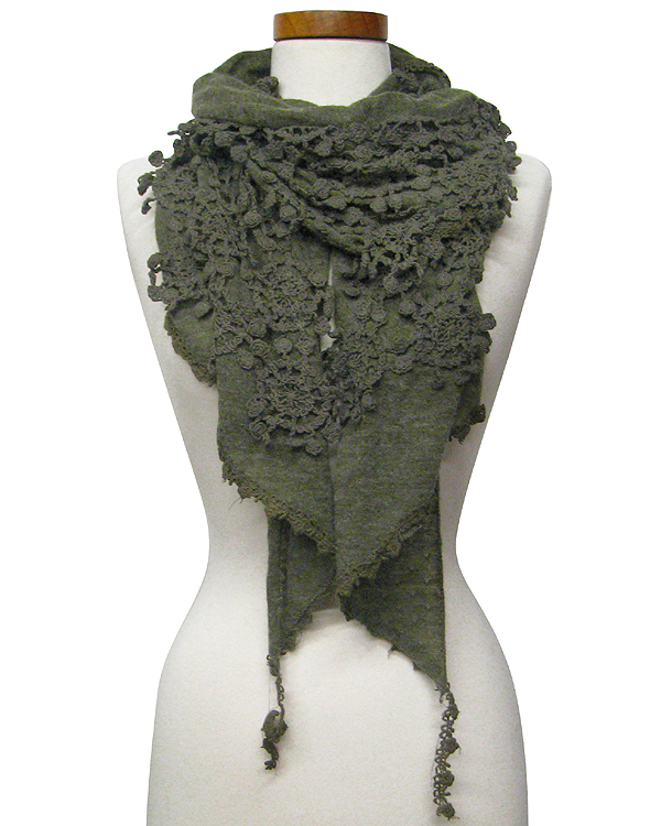 100% polyester with knit flower theme scarf