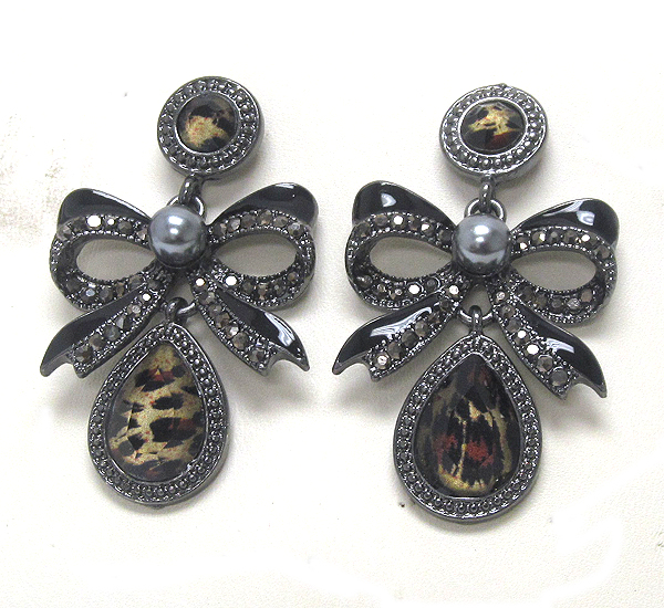 Ribbon crystal with pearl drop crystal glass animal print drop earring