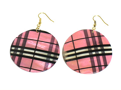 Large shell disk and check design earring