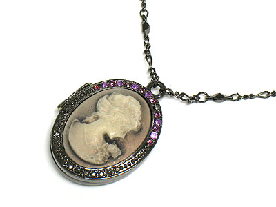 Cameo crystal locket necklace