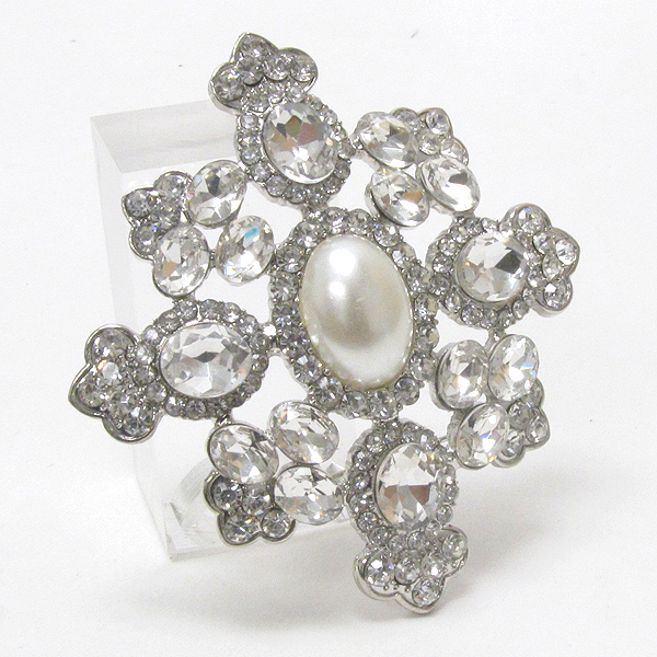 Center pearl and crystal deco flower brooch or pin