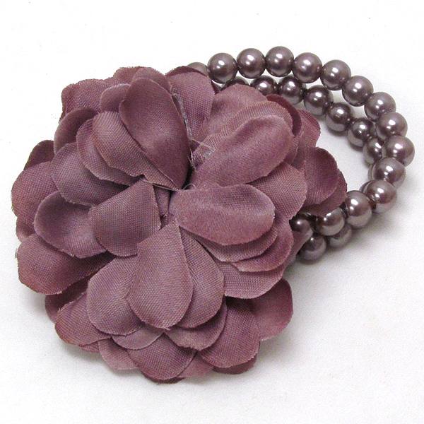 Fabric flower and double pearl stretch bracelet