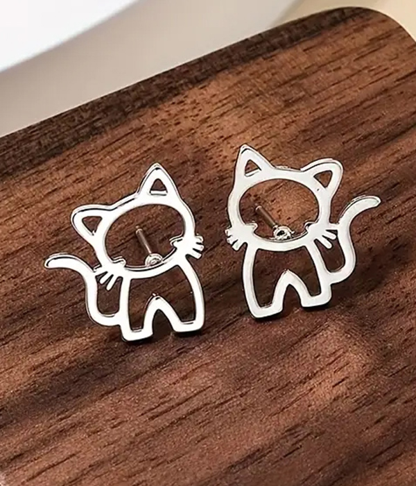 Cat earring