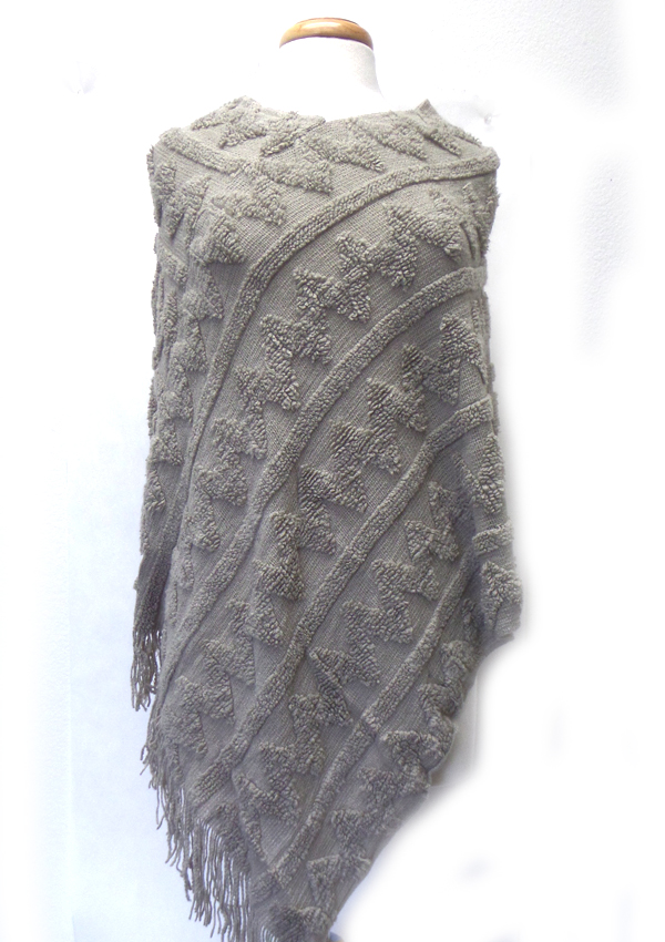 Knit chevron and fringe pocnho 