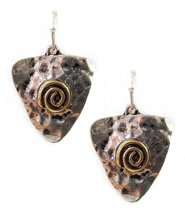 Swirl hammered arrowhead earring