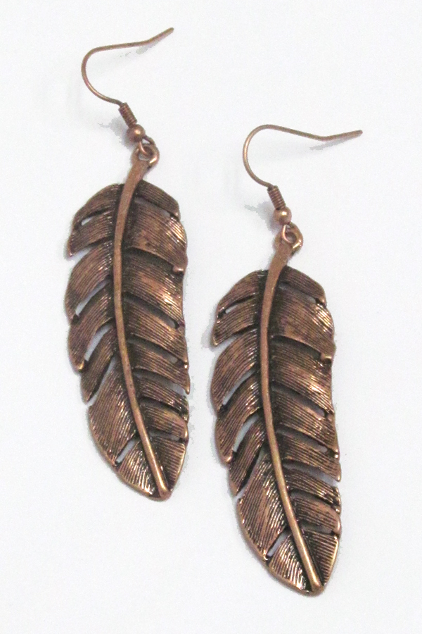 FEATHER TEXTURED METAL FISH HOOK EARRINGS