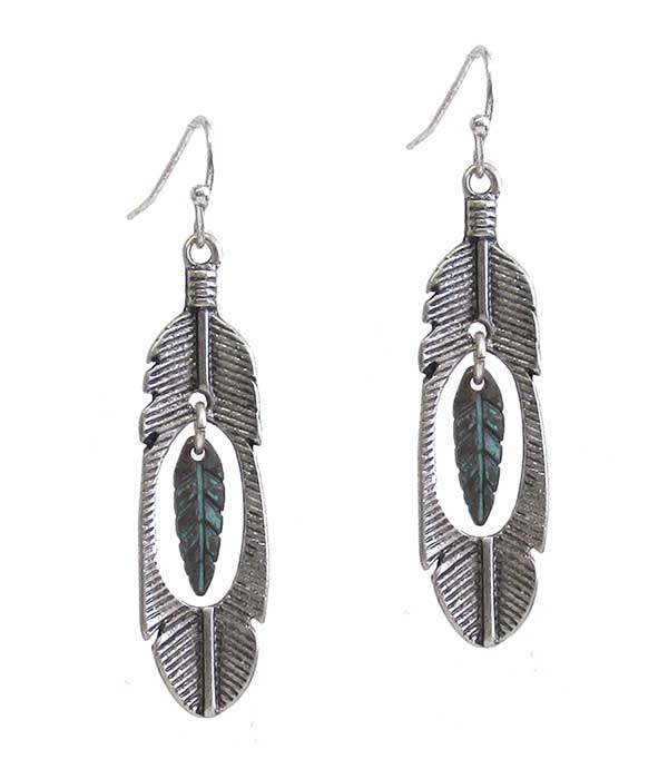 METAL FEATHER EARRING