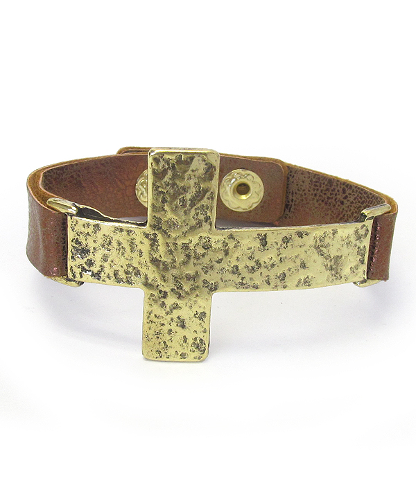 Hammered cross and leather band bracelet