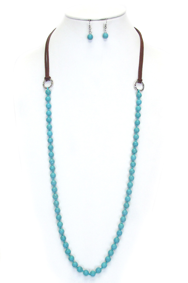 MULTI GLASS BEAD AND LEATHERETTE LONG NECKLACE SET