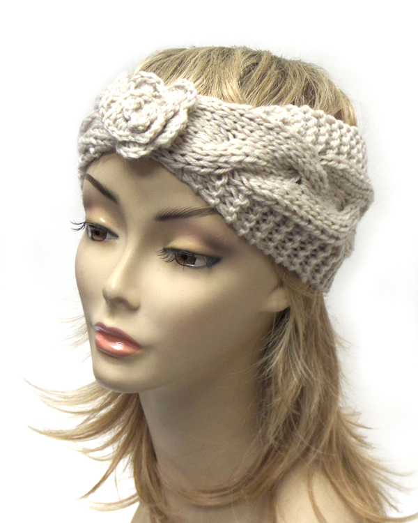 Thick crochet flower headband 