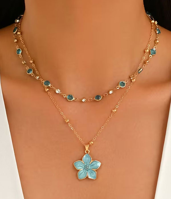Double layer fower pendant necklace