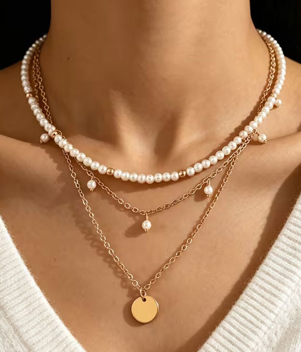 Pearl and chain layered choker nekclace