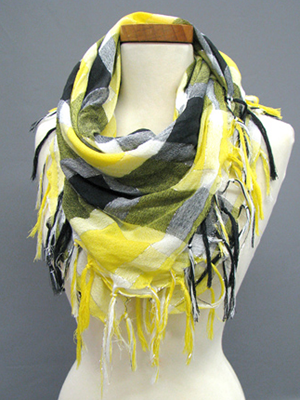 Three color tone check pattern fringe scarf