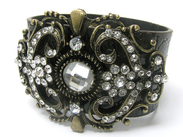 Crystal stud metal deco leather wrist band