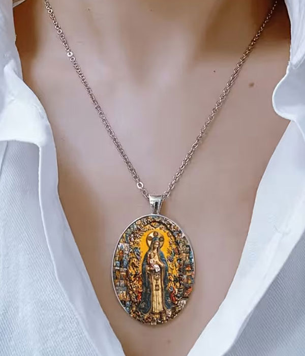 Vintage virgin mary medal pendant necklace