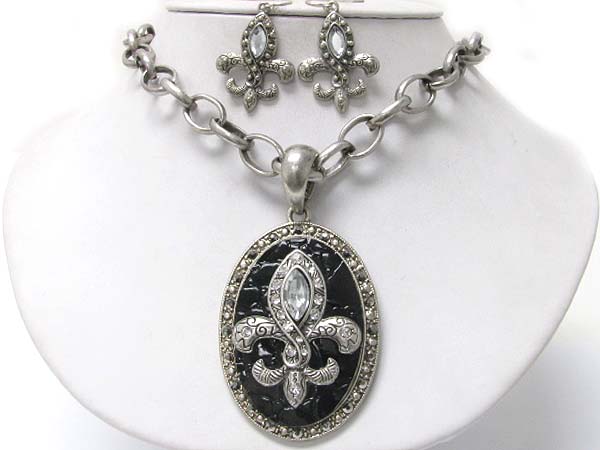 CRYSTAL STUD FLEUR DE LIS METAL AND LEATHER OVAL PENDANT NECKALCE EARRING SET