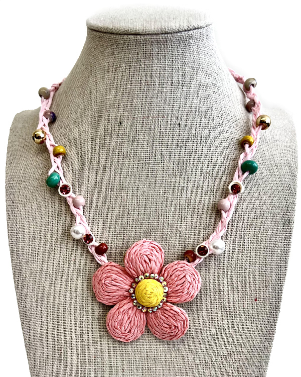 Thread flower pendant necklace