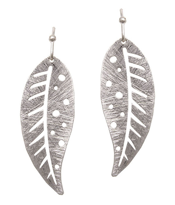 SCRATCH METAL LEAF EARRING - BRASS