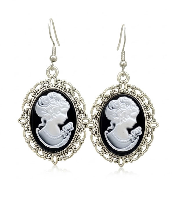 Cameo earring