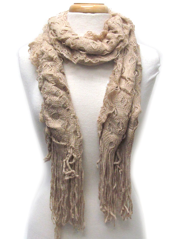 Lace edge ruffle winter scarf