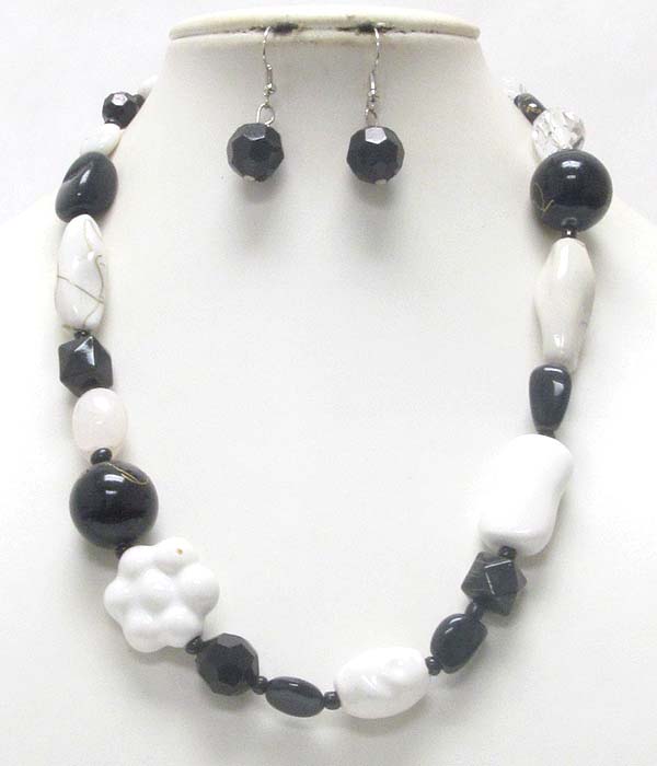 MIXED CERAMIC STONE LINK NECKLAE EARRING SET